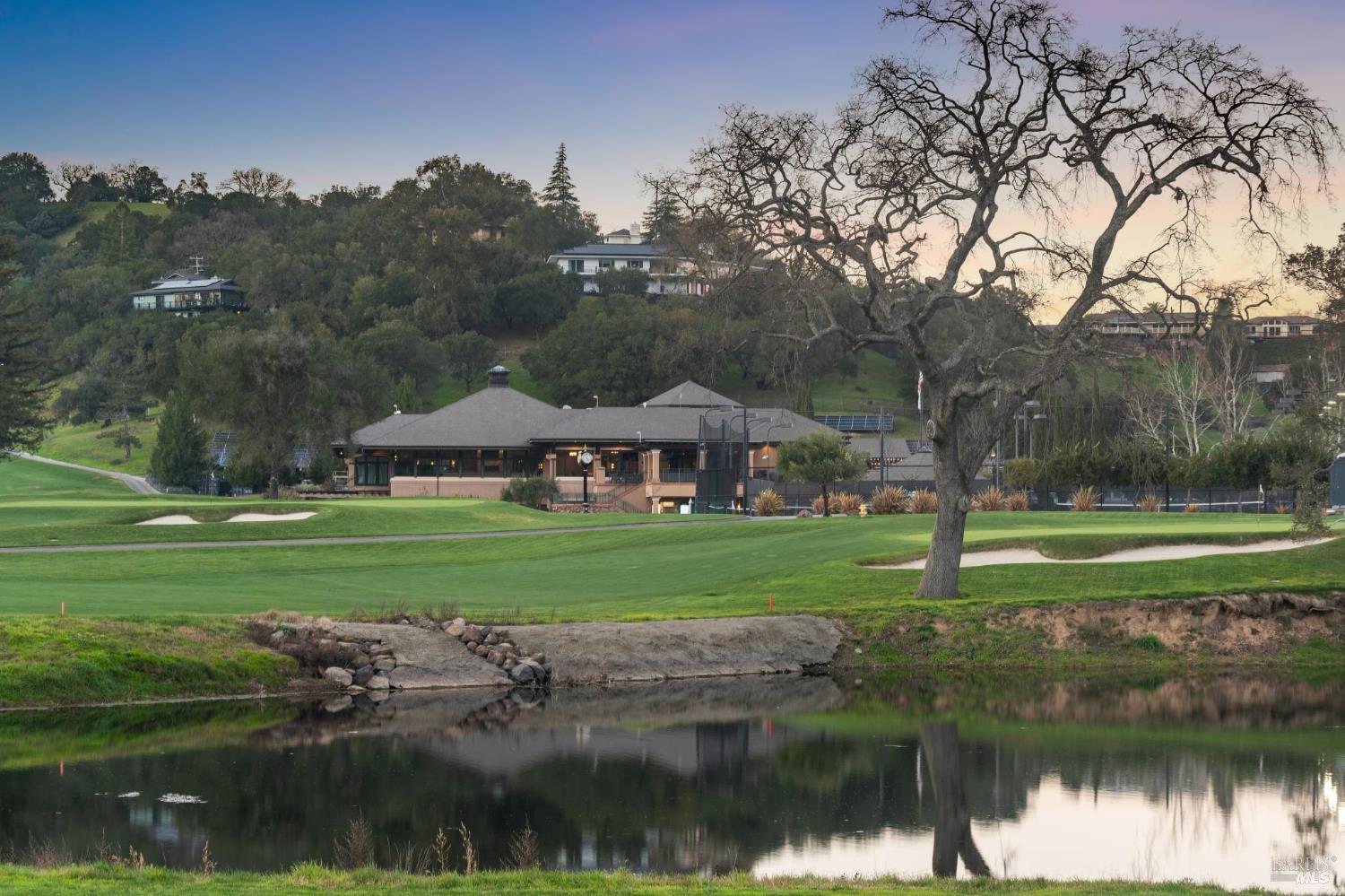 Detail Gallery Image 35 of 41 For 341 Fairway Dr, Novato,  CA 94949 - 4 Beds | 3 Baths