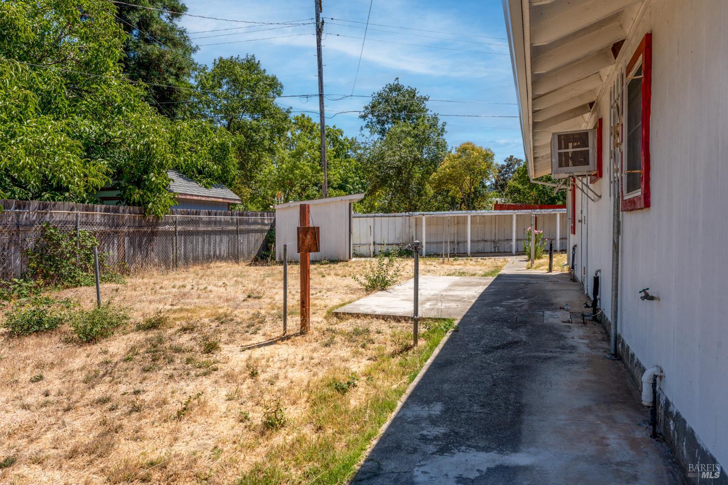 Detail Gallery Image 16 of 21 For 850 Mendocino Dr, Ukiah,  CA 95482 - 3 Beds | 1 Baths