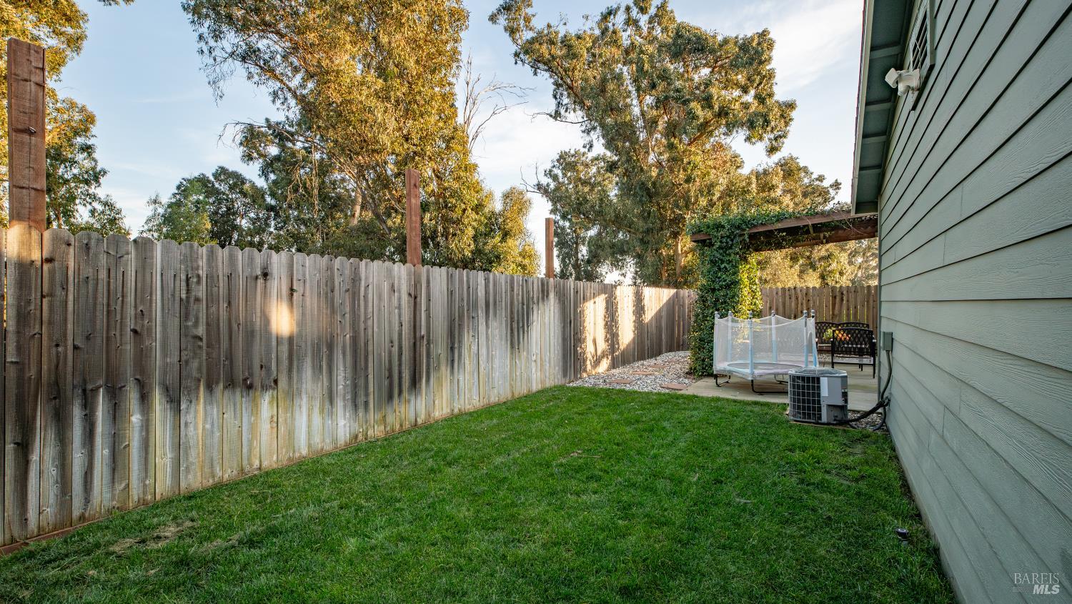 Detail Gallery Image 42 of 64 For 750 Harbor Park Dr, Suisun City,  CA 94585 - 3 Beds | 2/1 Baths