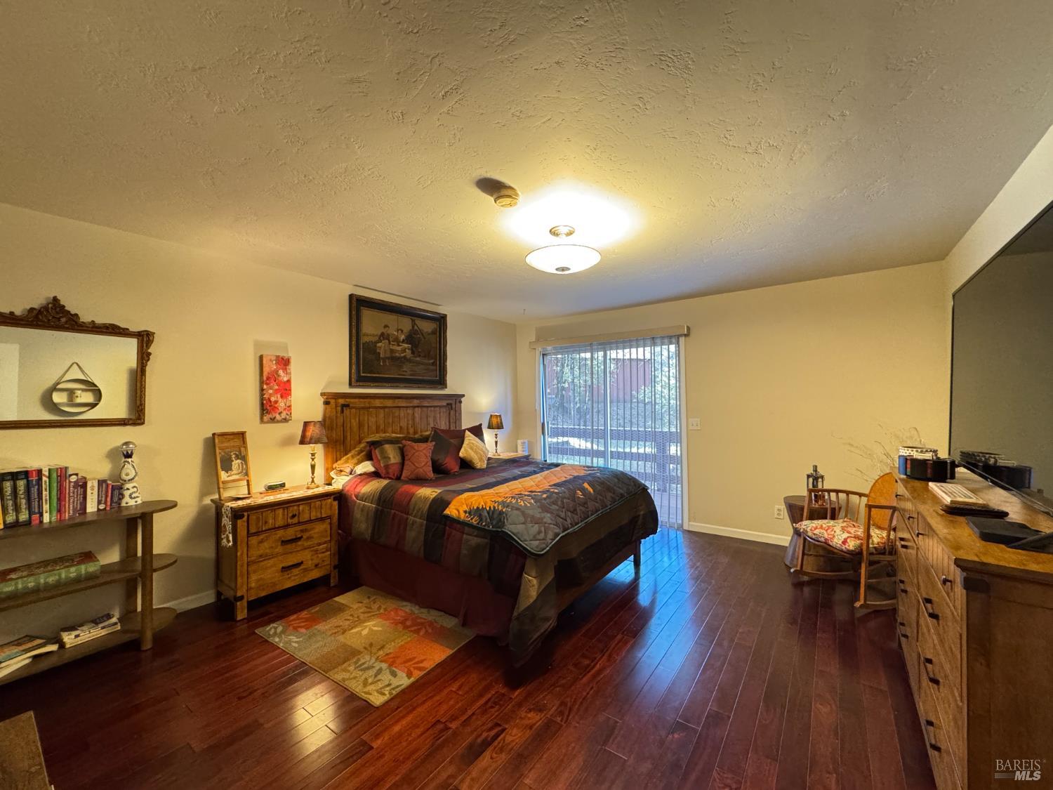 Detail Gallery Image 15 of 65 For 8411 Hwy 175 Hwy, Hopland,  CA 95449 - 3 Beds | 2 Baths