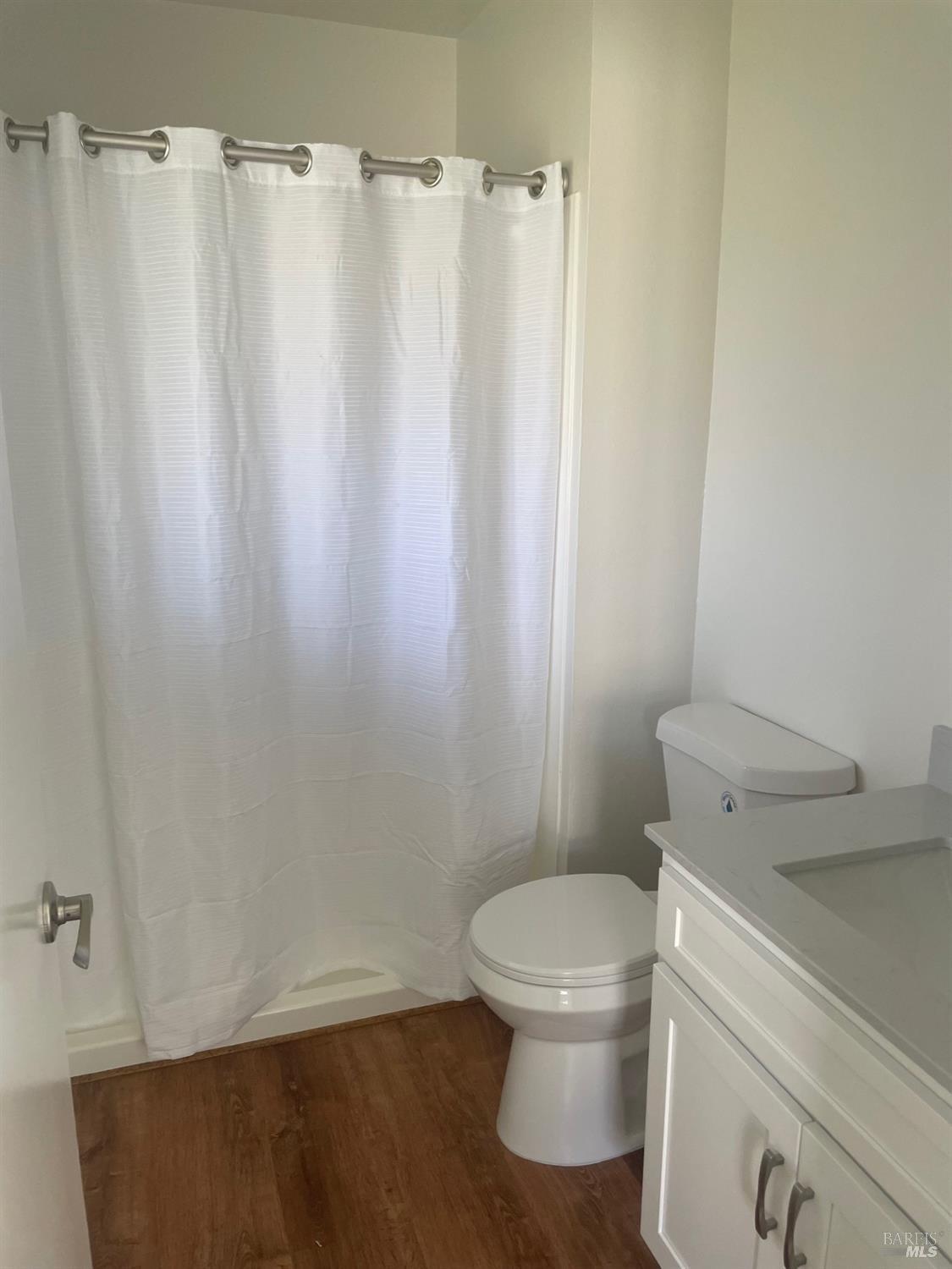 Detail Gallery Image 11 of 17 For 761 Brett Ave, Rohnert Park,  CA 94928 - 3 Beds | 2 Baths