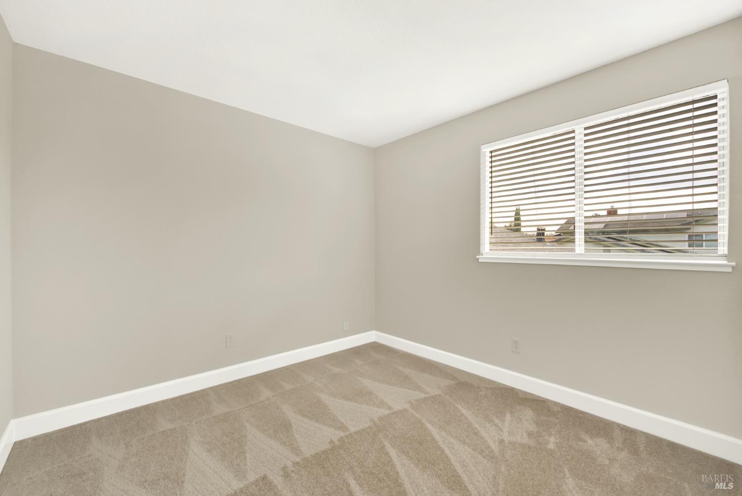 Detail Gallery Image 35 of 47 For 1437 Shelby Dr, Fairfield,  CA 94534 - 4 Beds | 2/1 Baths