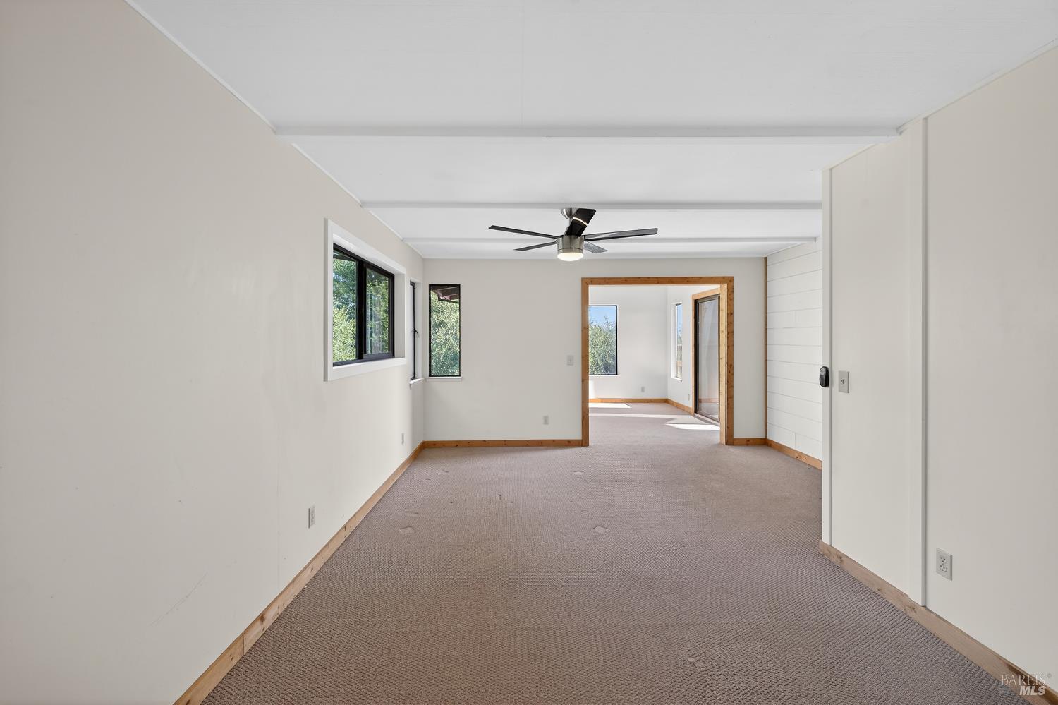 Detail Gallery Image 26 of 68 For 2299 Sobre Vista Rd, Sonoma,  CA 95476 - 3 Beds | 2/1 Baths