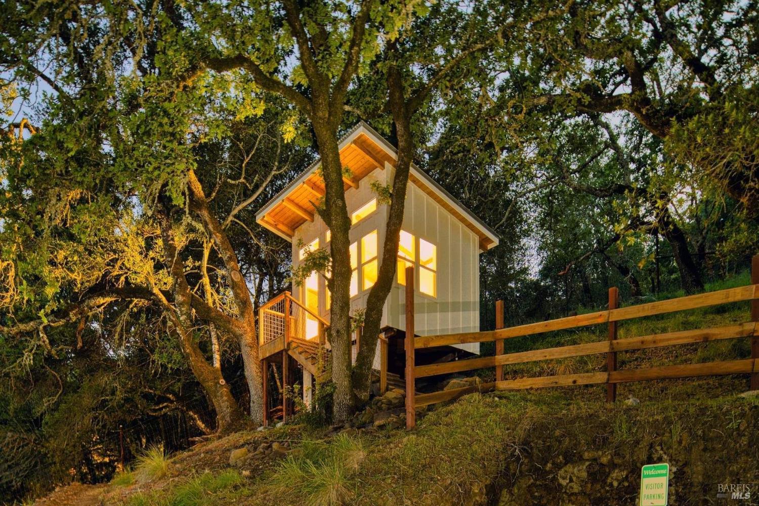 Detail Gallery Image 3 of 26 For 18970 Sweet William Ct, Sonoma,  CA 95476 - 3 Beds | 2 Baths