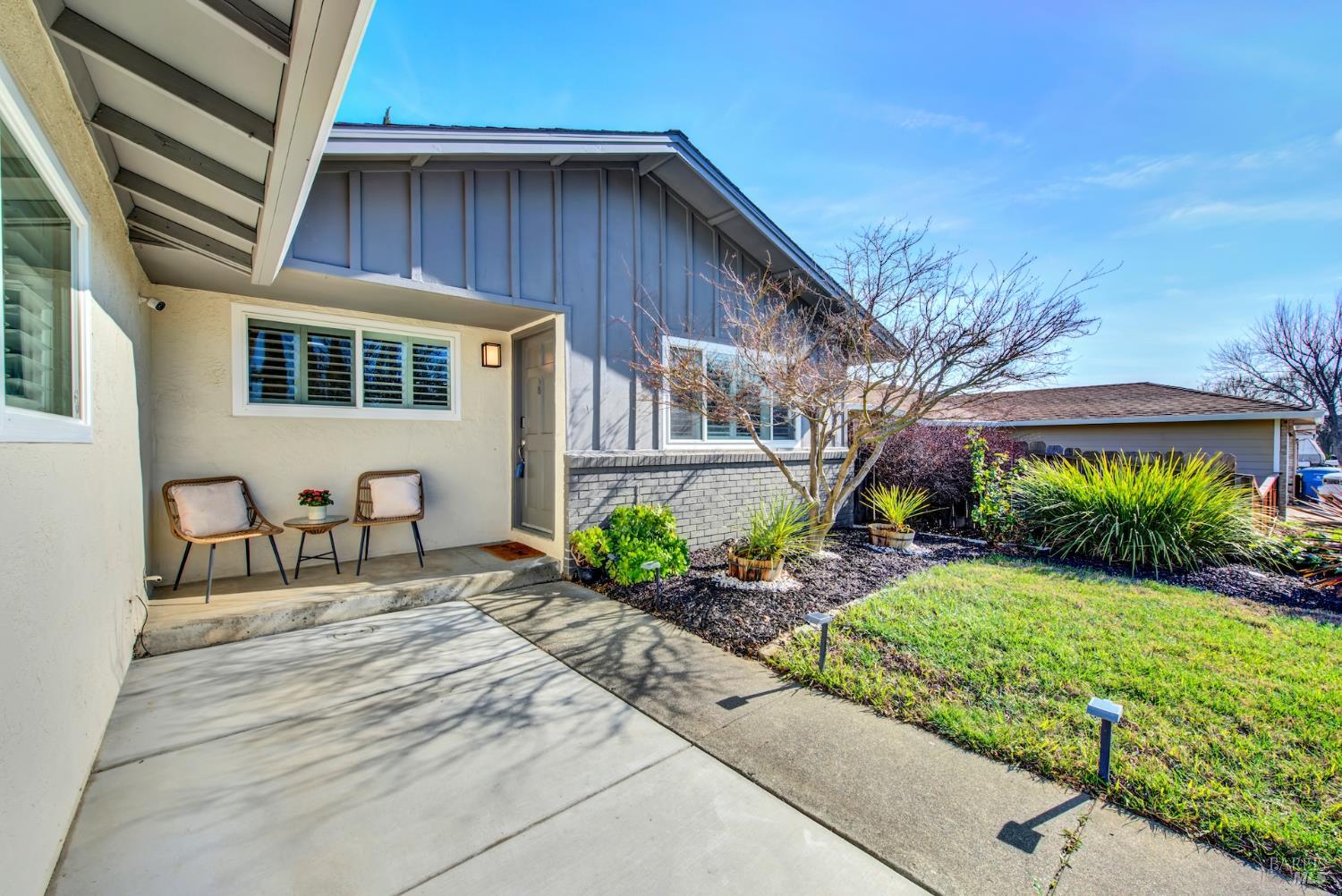 Detail Gallery Image 6 of 50 For 125 Andover Dr, Vacaville,  CA 95687 - 3 Beds | 2 Baths