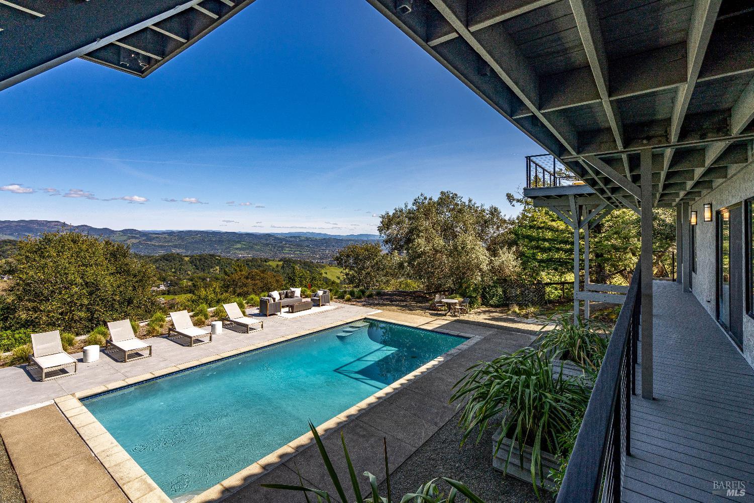 Detail Gallery Image 42 of 53 For 19185 Mesquite Ct, Sonoma,  CA 95476 - 4 Beds | 3/1 Baths