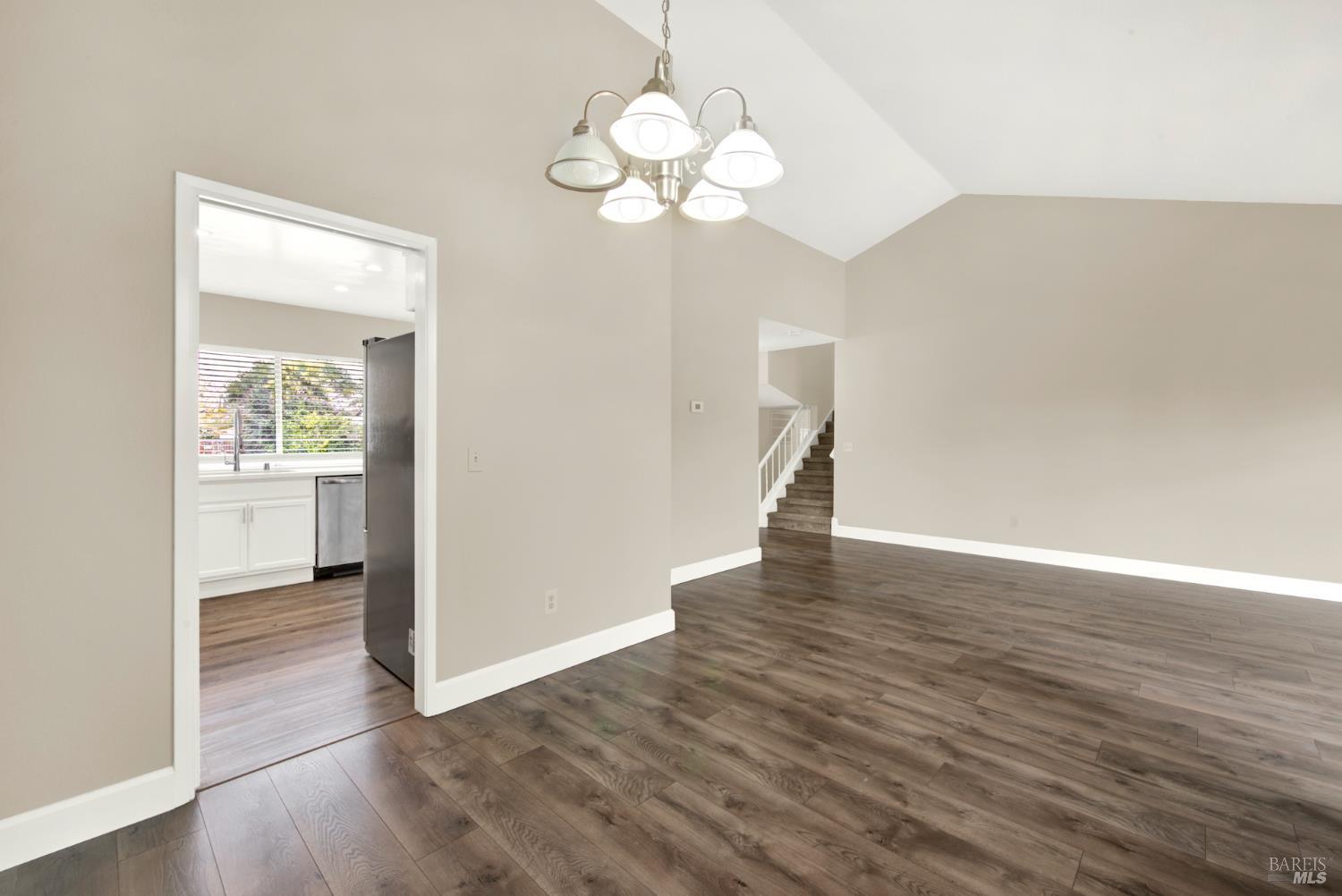 Detail Gallery Image 11 of 47 For 1437 Shelby Dr, Fairfield,  CA 94534 - 4 Beds | 2/1 Baths