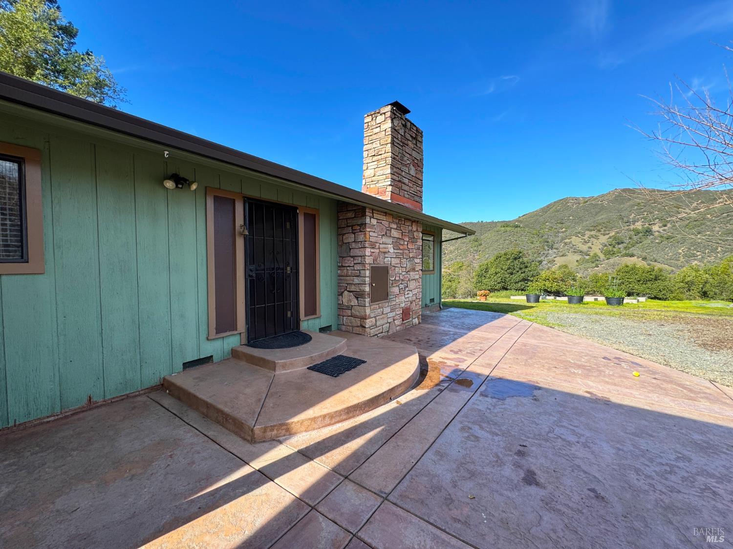 Detail Gallery Image 25 of 65 For 8411 Hwy 175 Hwy, Hopland,  CA 95449 - 3 Beds | 2 Baths