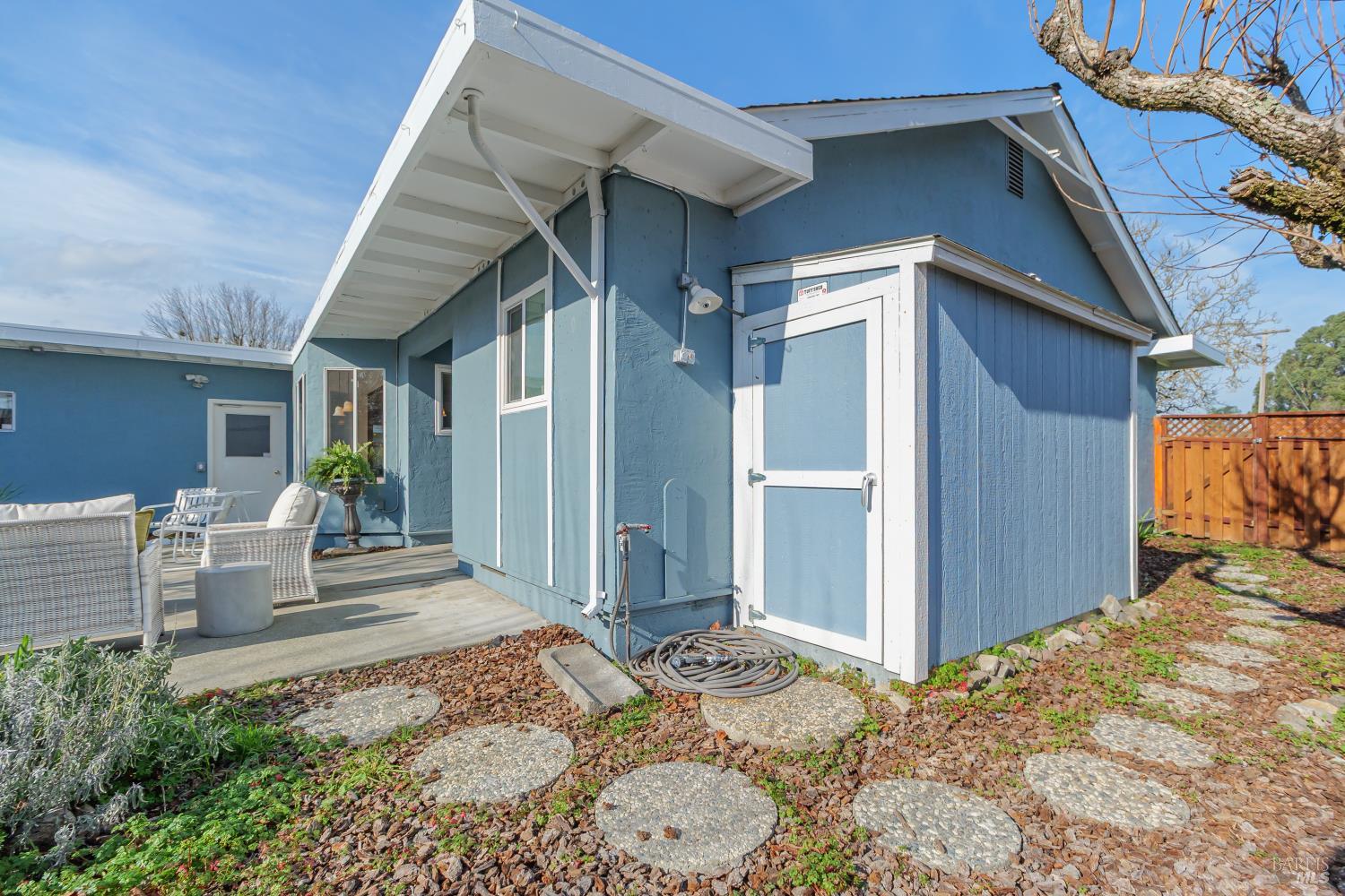 Detail Gallery Image 6 of 39 For 79 Temelec Cir, Sonoma,  CA 95476 - 3 Beds | 2 Baths