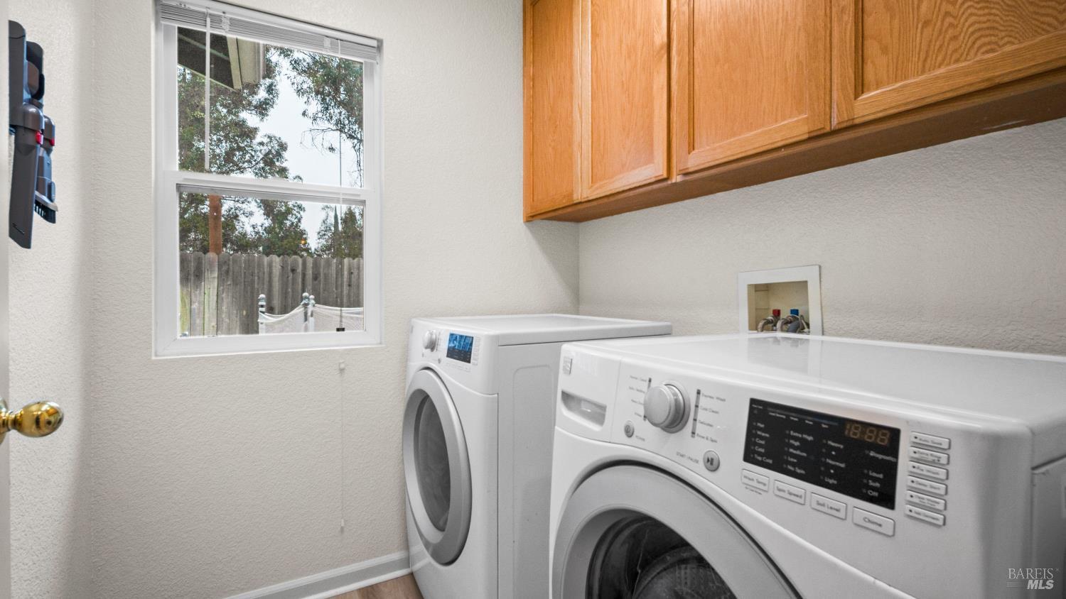 Detail Gallery Image 22 of 64 For 750 Harbor Park Dr, Suisun City,  CA 94585 - 3 Beds | 2/1 Baths