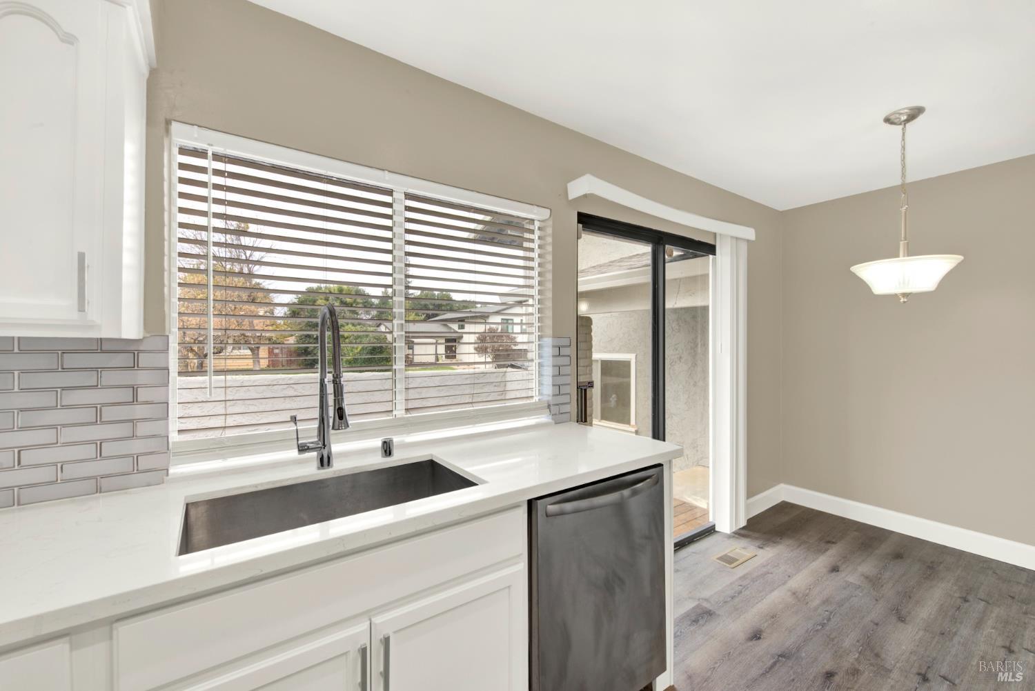 Detail Gallery Image 19 of 47 For 1437 Shelby Dr, Fairfield,  CA 94534 - 4 Beds | 2/1 Baths