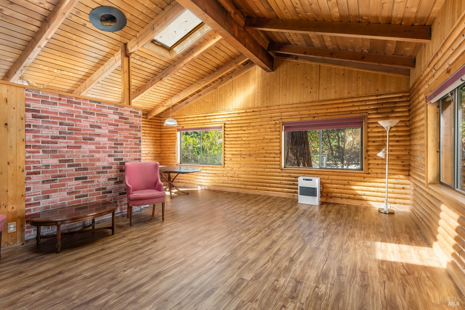 Detail Gallery Image 5 of 36 For 13320 Estate Dr, Boonville,  CA 95415 - 2 Beds | 1 Baths