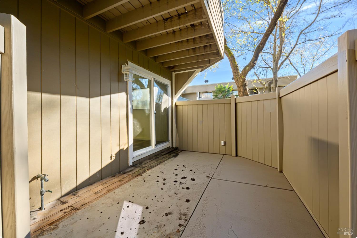 Detail Gallery Image 12 of 30 For 2125 W Steele Ln, Santa Rosa,  CA 95403 - 2 Beds | 1/1 Baths