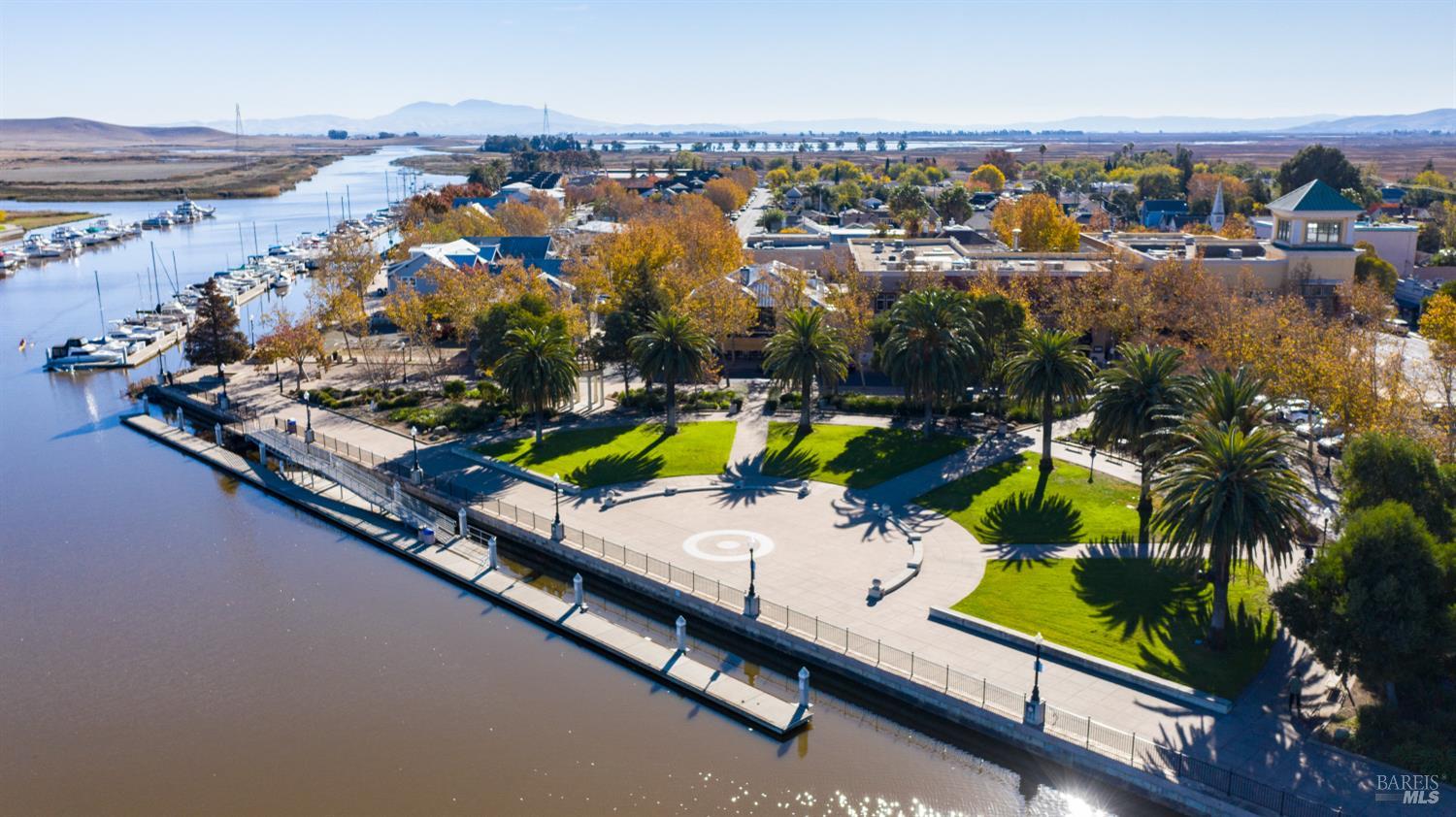 Detail Gallery Image 48 of 64 For 750 Harbor Park Dr, Suisun City,  CA 94585 - 3 Beds | 2/1 Baths