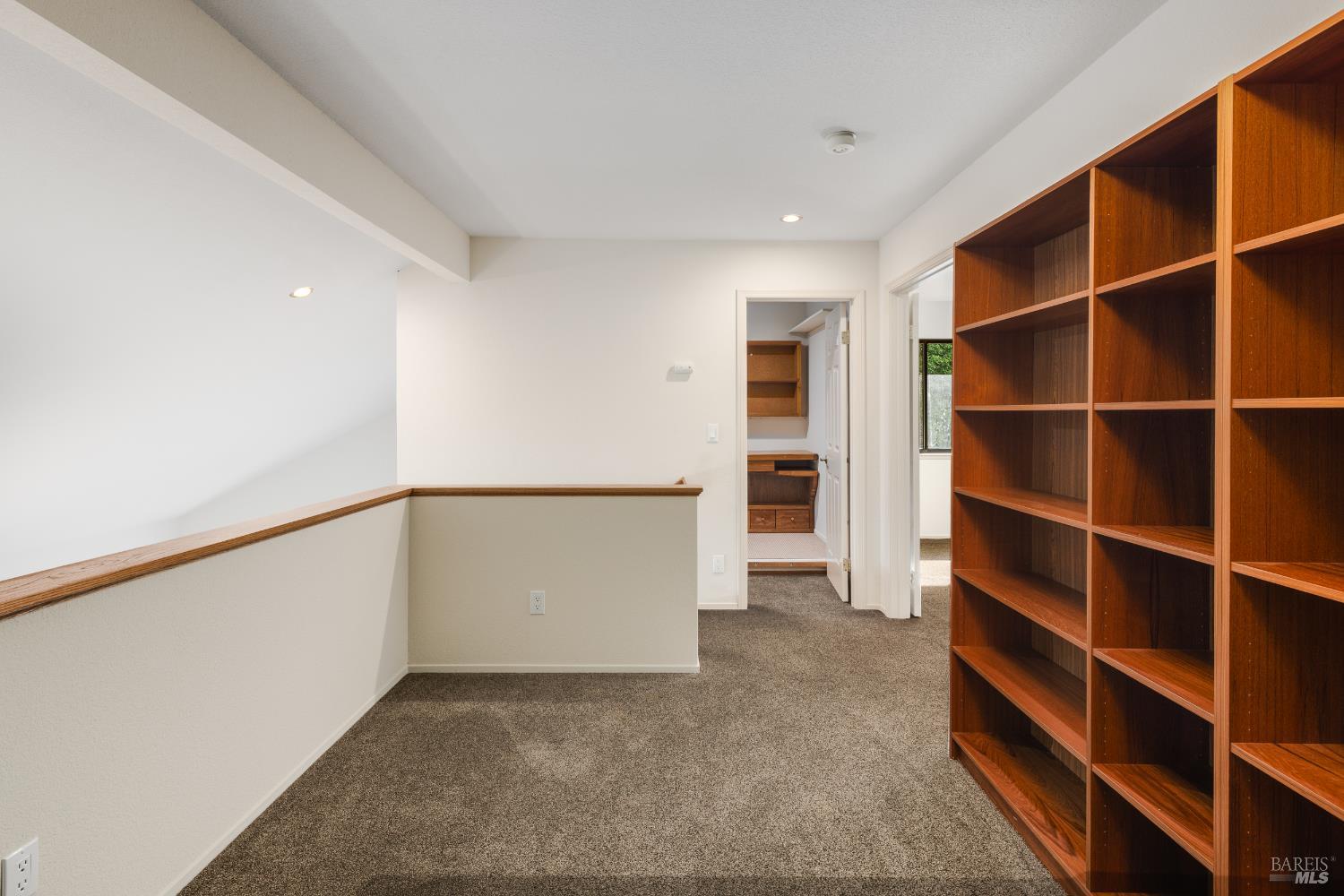 Detail Gallery Image 20 of 32 For 229 S Temelec Cir, Sonoma,  CA 95476 - 3 Beds | 2/1 Baths