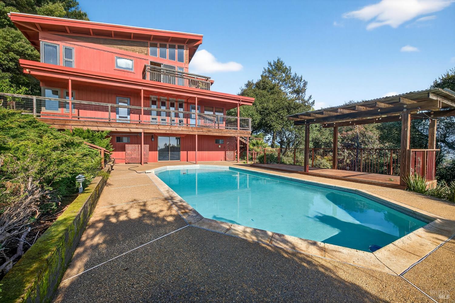 Detail Gallery Image 2 of 68 For 2299 Sobre Vista Rd, Sonoma,  CA 95476 - 3 Beds | 2/1 Baths