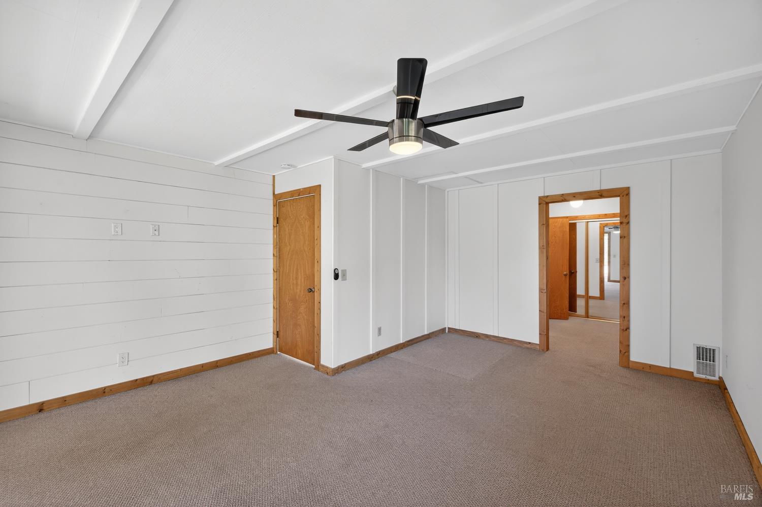 Detail Gallery Image 25 of 68 For 2299 Sobre Vista Rd, Sonoma,  CA 95476 - 3 Beds | 2/1 Baths