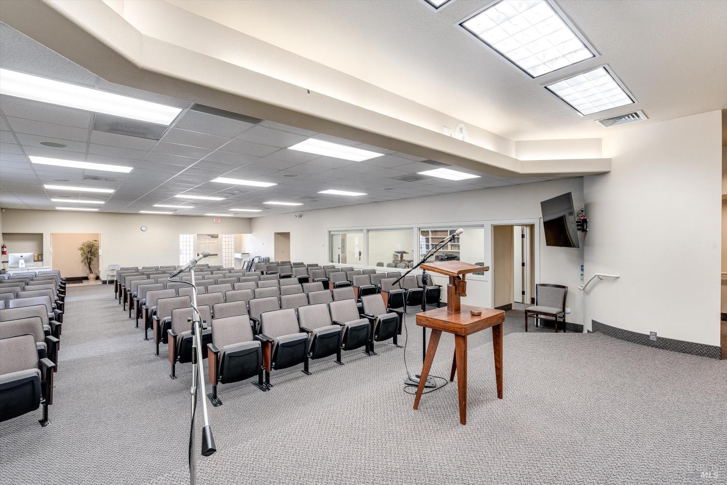 Detail Gallery Image 23 of 29 For 1105 University St, Healdsburg,  CA 95448 - – Beds | – Baths