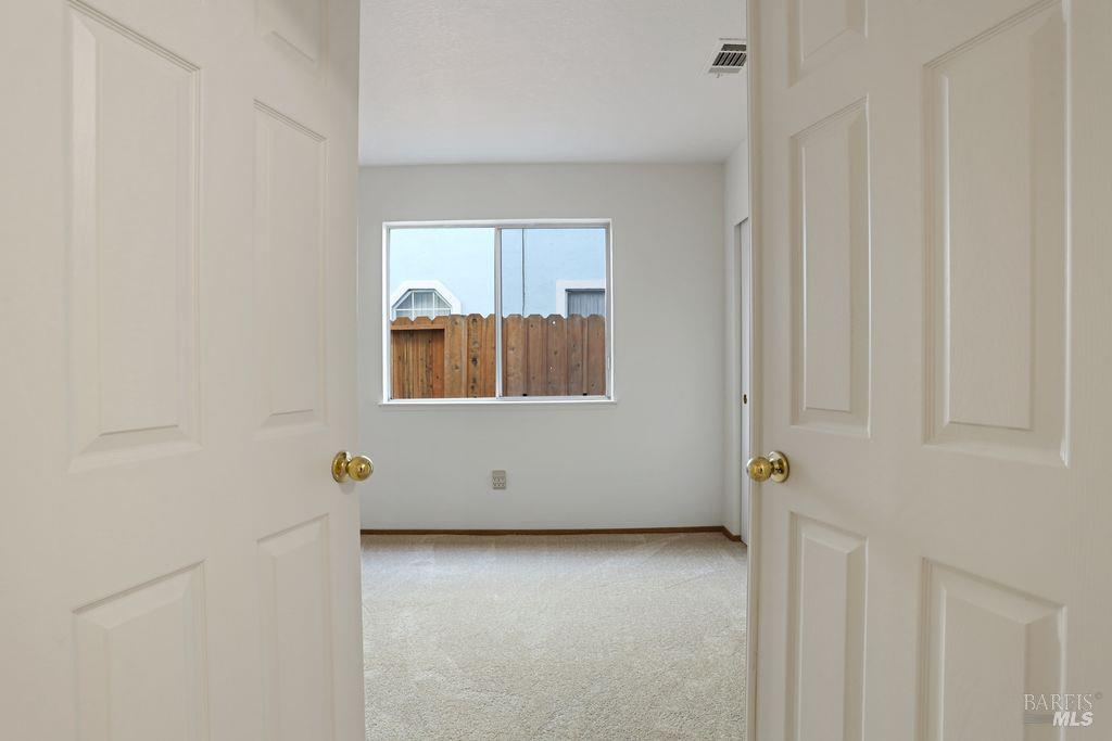 Detail Gallery Image 27 of 45 For 517 Britannia Dr, Vallejo,  CA 94591 - 3 Beds | 2 Baths