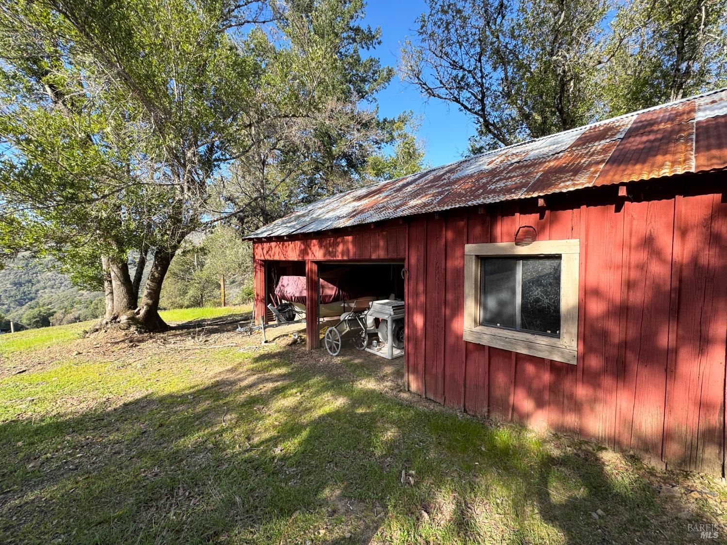Detail Gallery Image 42 of 65 For 8411 Hwy 175 Hwy, Hopland,  CA 95449 - 3 Beds | 2 Baths