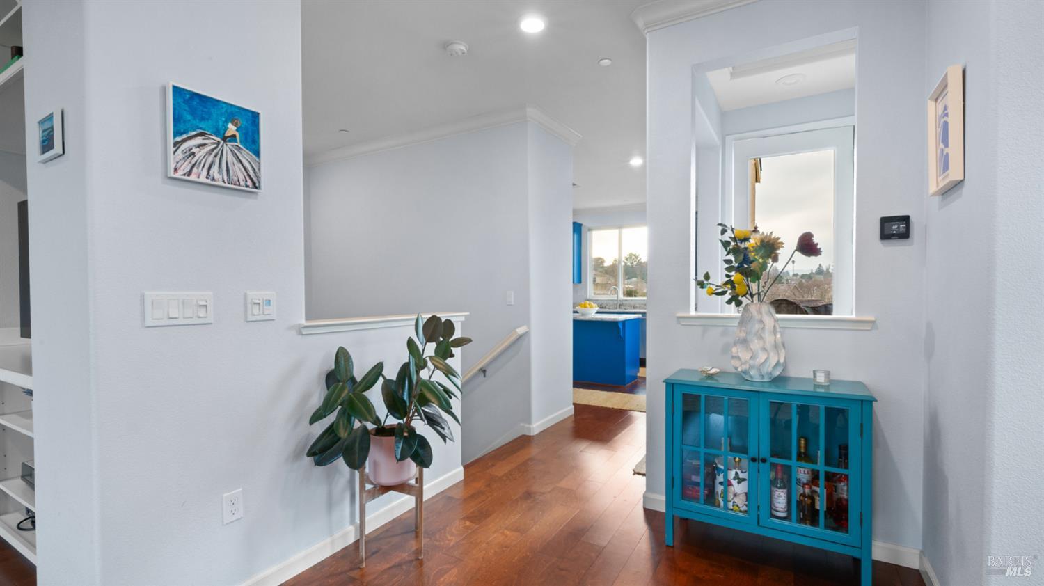 Detail Gallery Image 8 of 35 For 534 Jade St, Petaluma,  CA 94952 - 2 Beds | 2/1 Baths