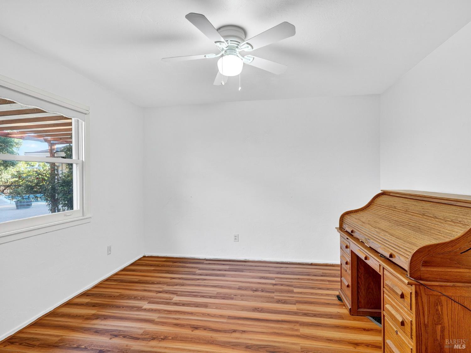 Detail Gallery Image 27 of 76 For 351 View Dr, Ukiah,  CA 95482 - 4 Beds | 3 Baths