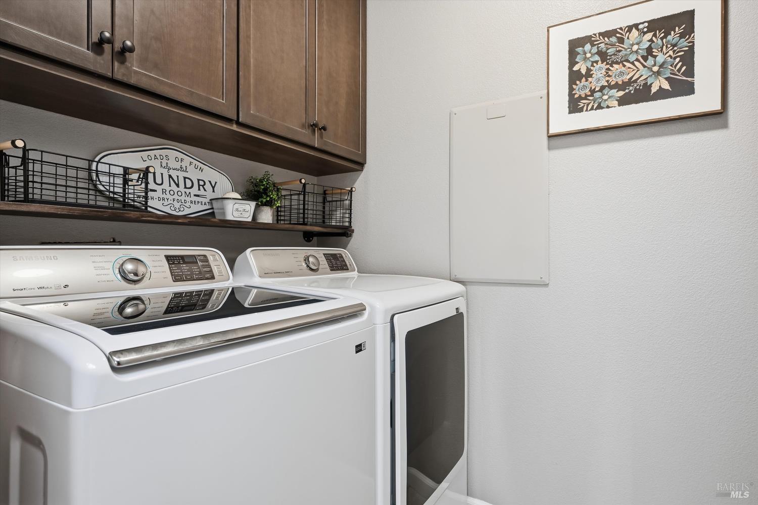 Detail Gallery Image 32 of 39 For 20158 Gold Flat Ct, Hidden Valley Lake,  CA 95467 - 4 Beds | 3 Baths