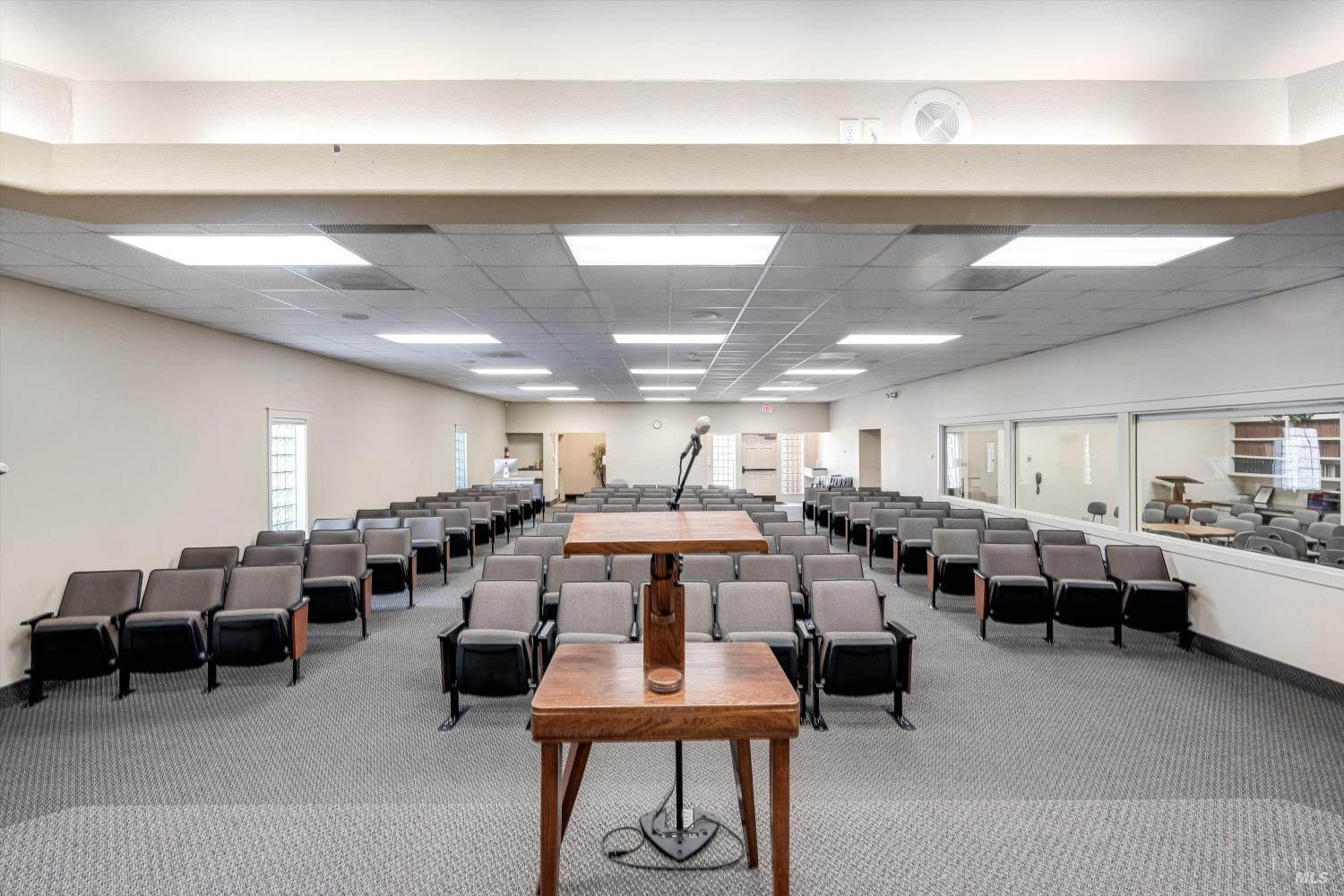 Detail Gallery Image 22 of 29 For 1105 University St, Healdsburg,  CA 95448 - – Beds | – Baths