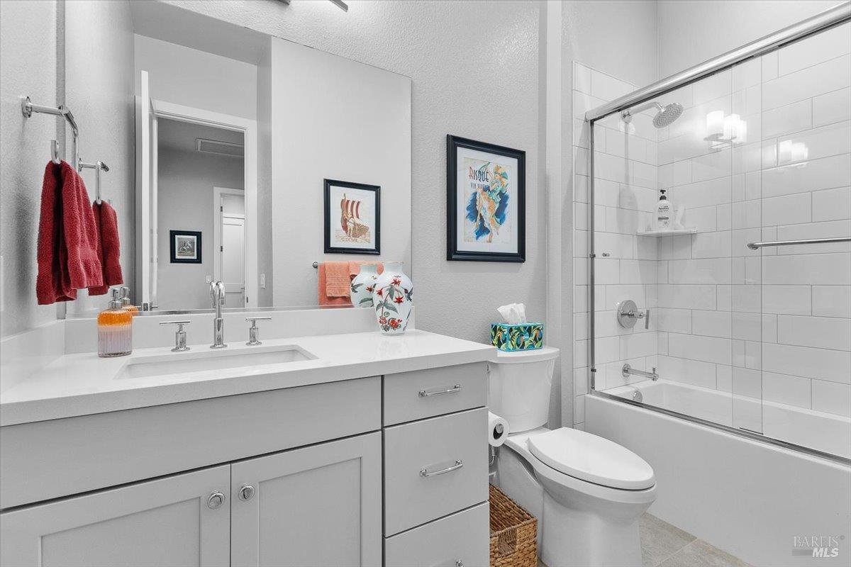 Detail Gallery Image 32 of 51 For 573 Misty Ct, Santa Rosa,  CA 95403 - 5 Beds | 3 Baths