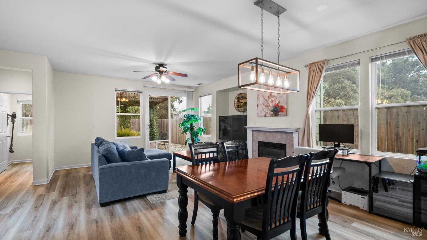 Detail Gallery Image 9 of 64 For 750 Harbor Park Dr, Suisun City,  CA 94585 - 3 Beds | 2/1 Baths