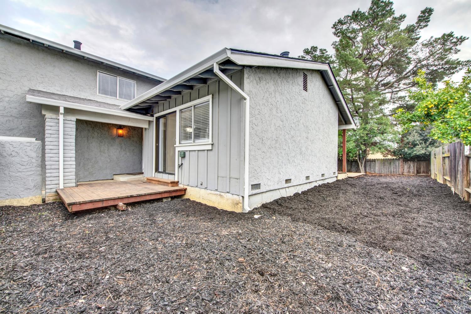 Detail Gallery Image 7 of 47 For 1437 Shelby Dr, Fairfield,  CA 94534 - 4 Beds | 2/1 Baths