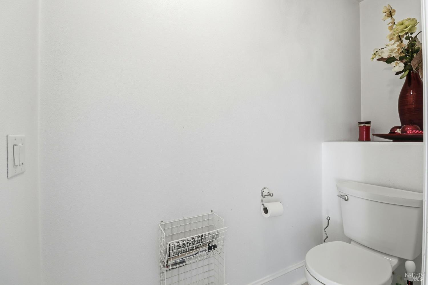 Detail Gallery Image 42 of 55 For 39 Erica Ct, Novato,  CA 94947 - 4 Beds | 3 Baths