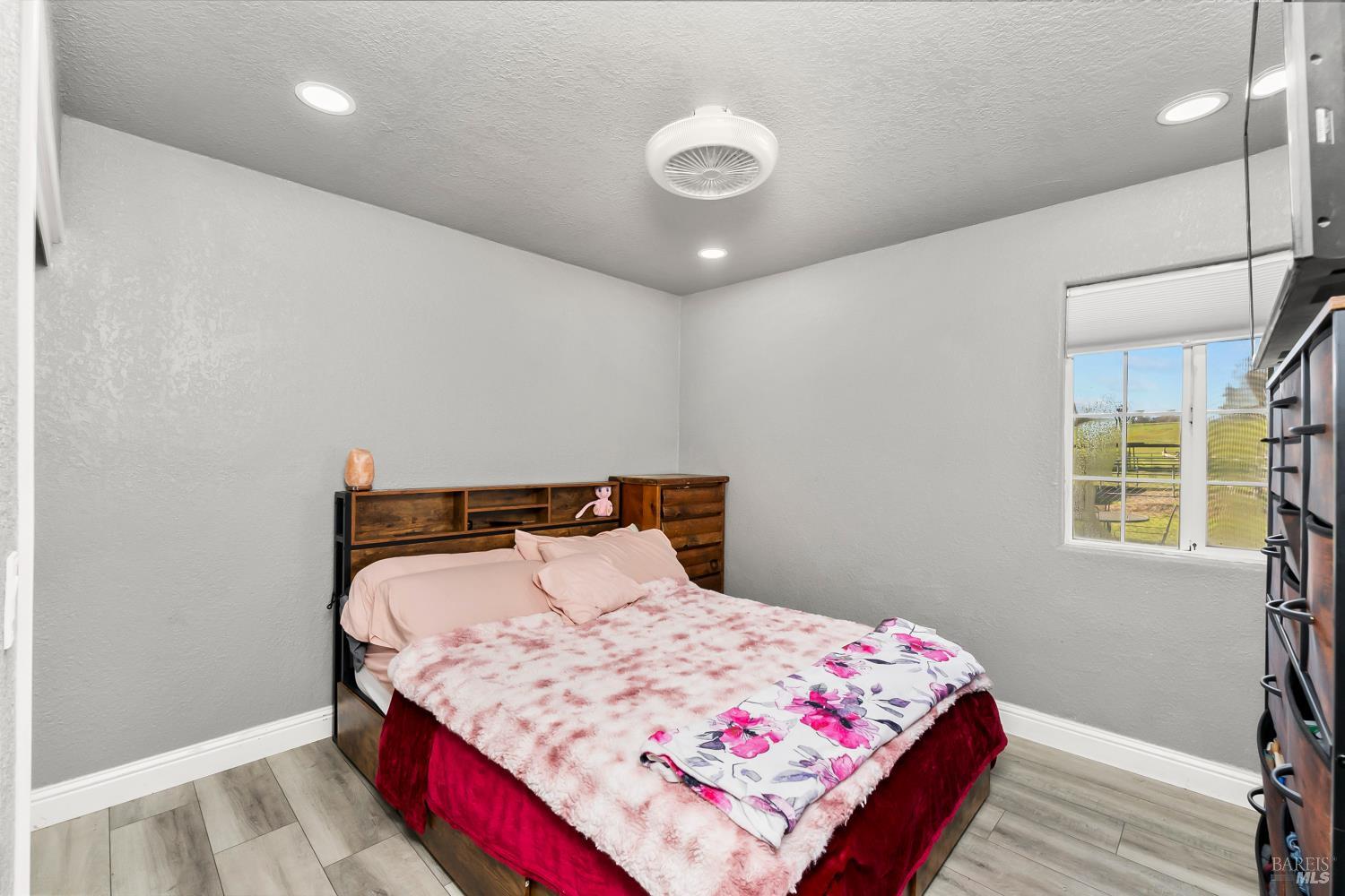 Detail Gallery Image 26 of 57 For 7461 Putman Rd, Vacaville,  CA 95688 - 3 Beds | 1 Baths