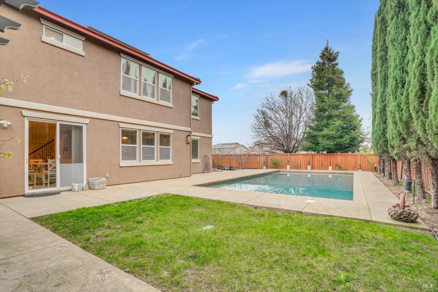 Detail Gallery Image 40 of 51 For 1007 Canterbury Ct, Vacaville,  CA 95687 - 6 Beds | 4 Baths