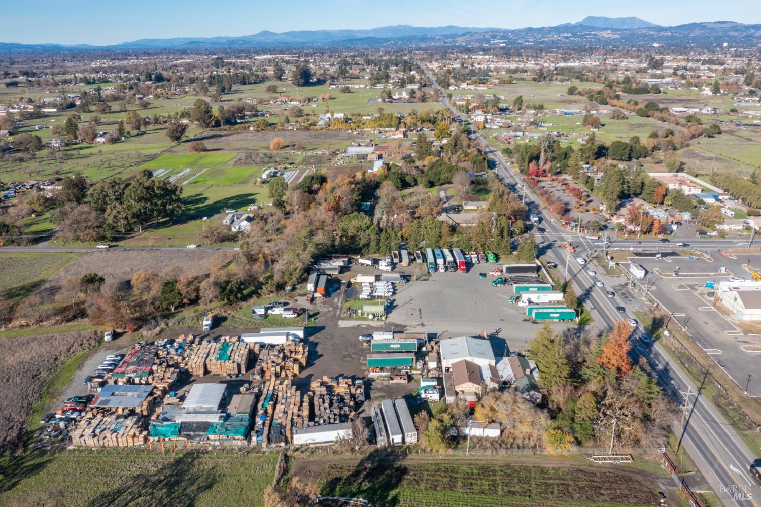 Detail Gallery Image 4 of 9 For 3809 Stony Point Rd, Santa Rosa,  CA 95407 - – Beds | – Baths