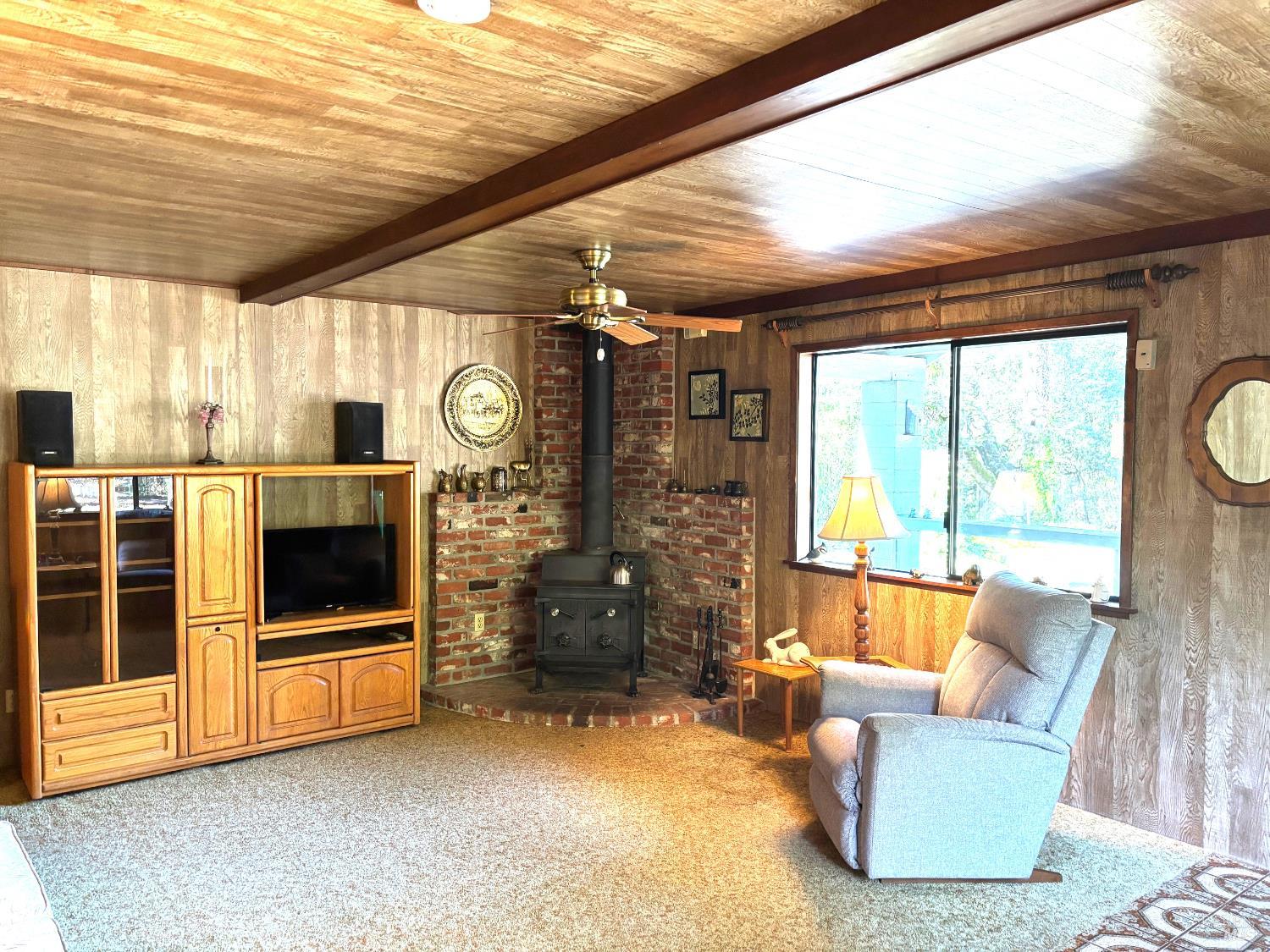 Detail Gallery Image 4 of 32 For 3680 Calistoga Rd, Santa Rosa,  CA 95404 - 2 Beds | 2 Baths