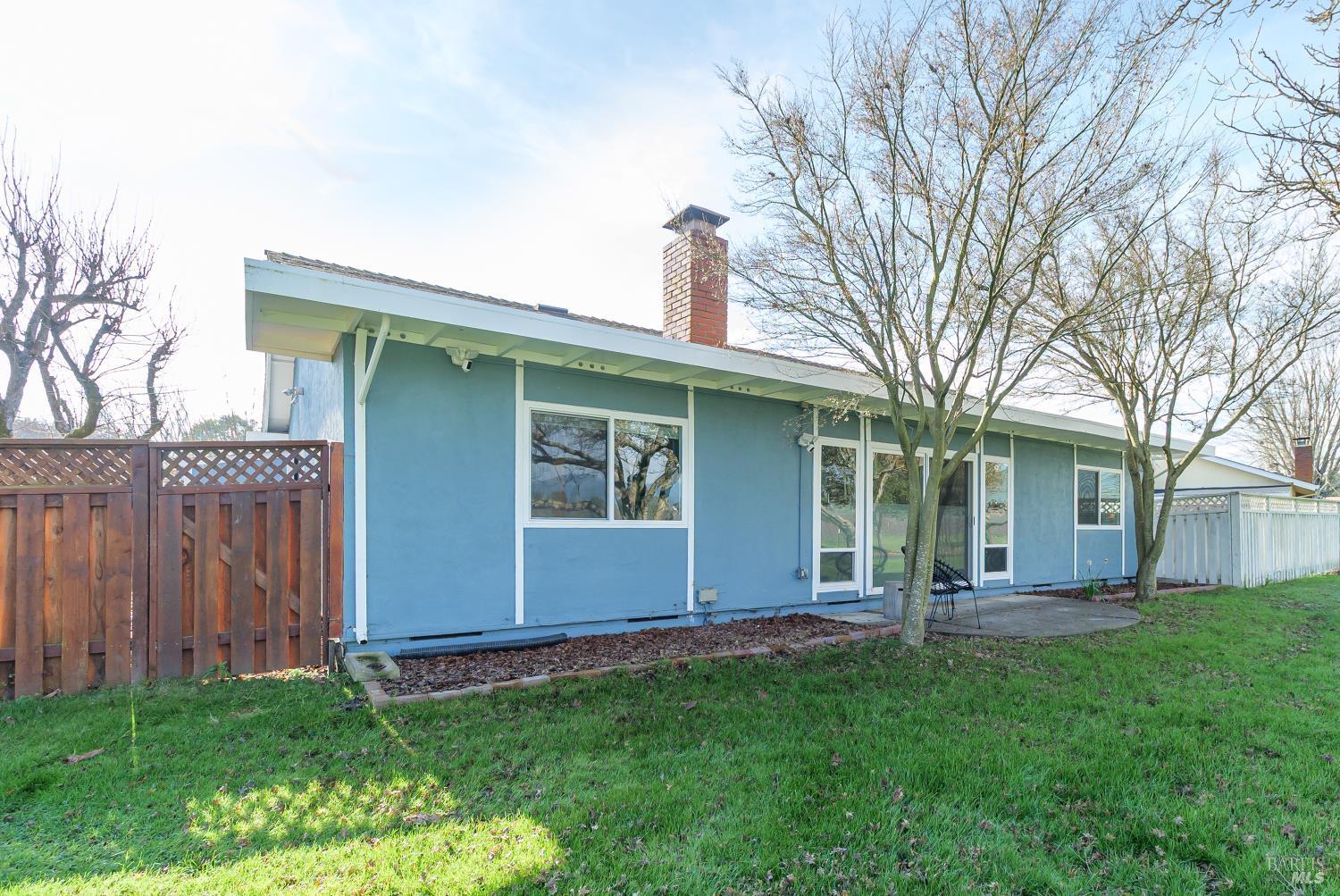 Detail Gallery Image 34 of 39 For 79 Temelec Cir, Sonoma,  CA 95476 - 3 Beds | 2 Baths