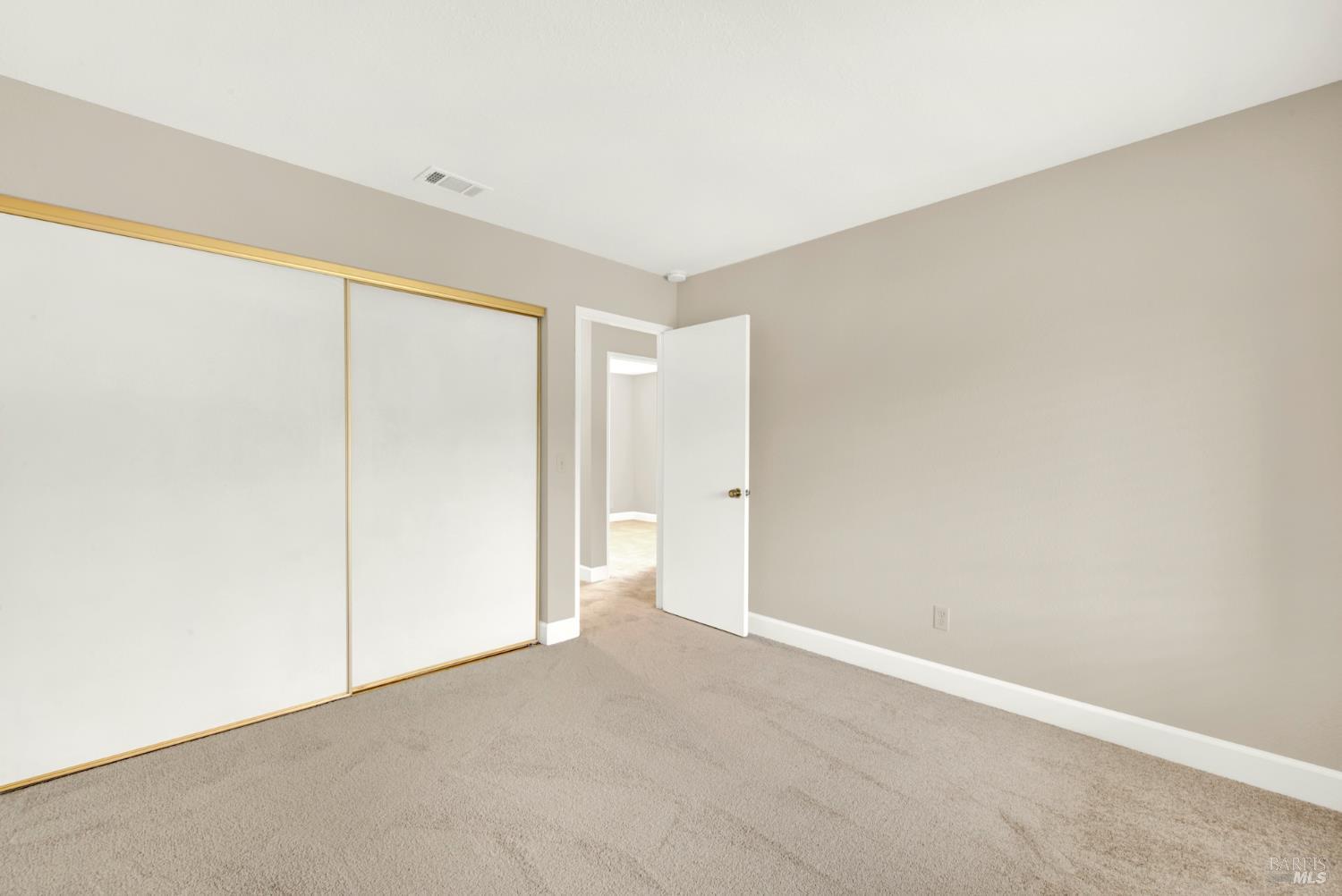 Detail Gallery Image 39 of 47 For 1437 Shelby Dr, Fairfield,  CA 94534 - 4 Beds | 2/1 Baths