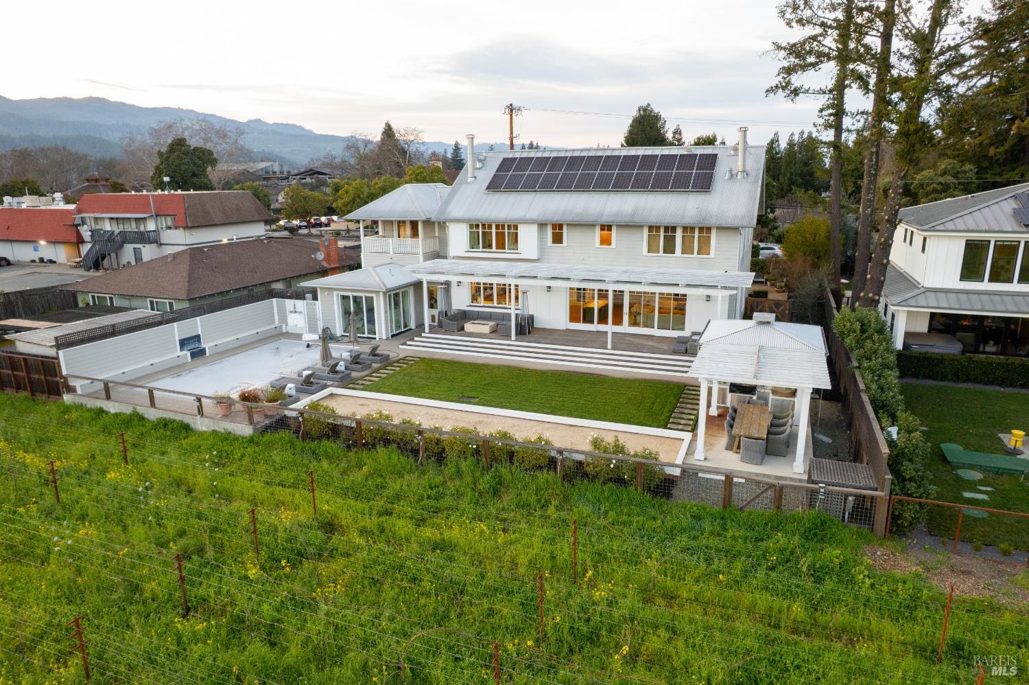 Detail Gallery Image 54 of 61 For 1135 Rutherford Rd, Rutherford,  CA 94558 - 4 Beds | 4 Baths