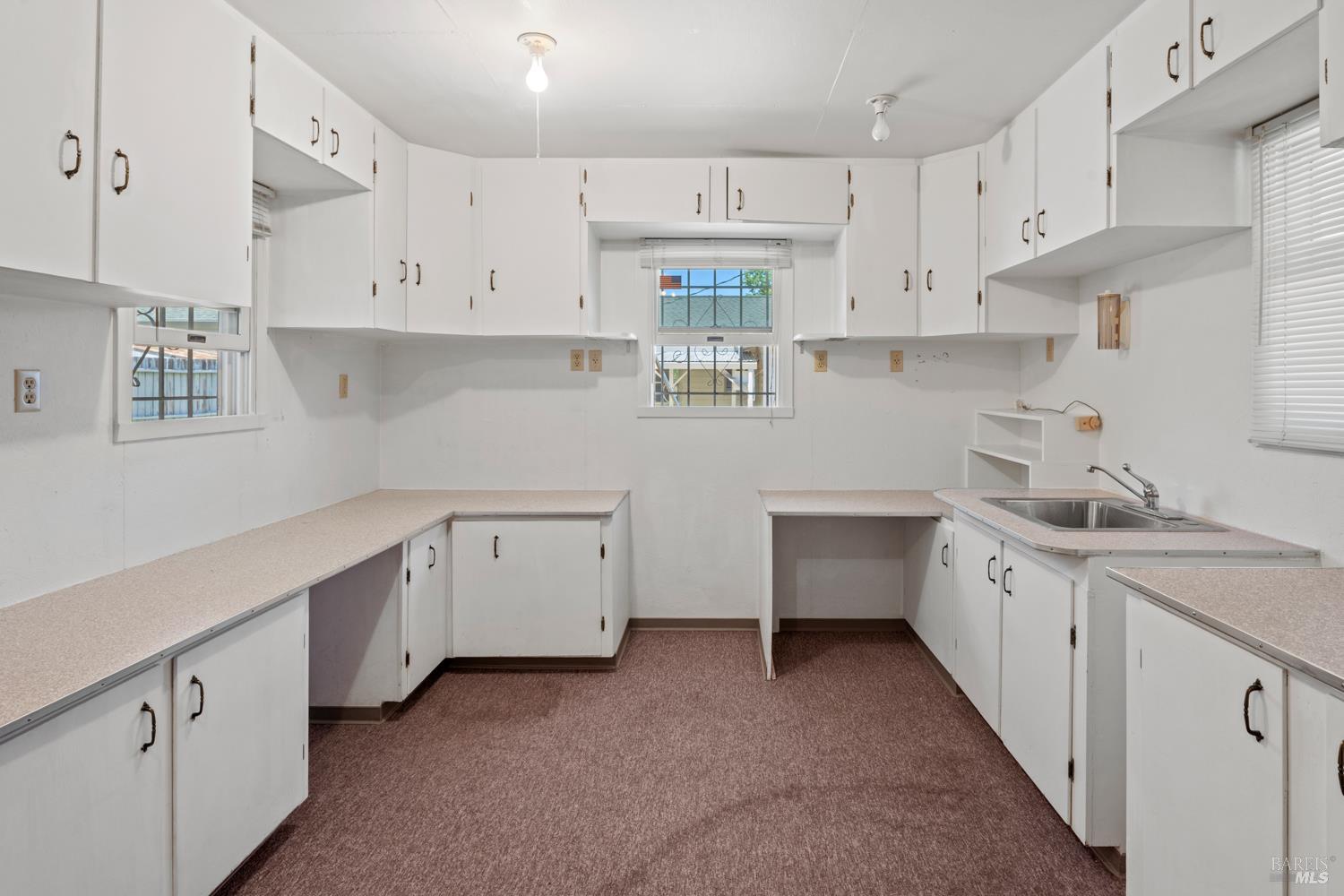 Detail Gallery Image 19 of 21 For 850 Mendocino Dr, Ukiah,  CA 95482 - 3 Beds | 1 Baths