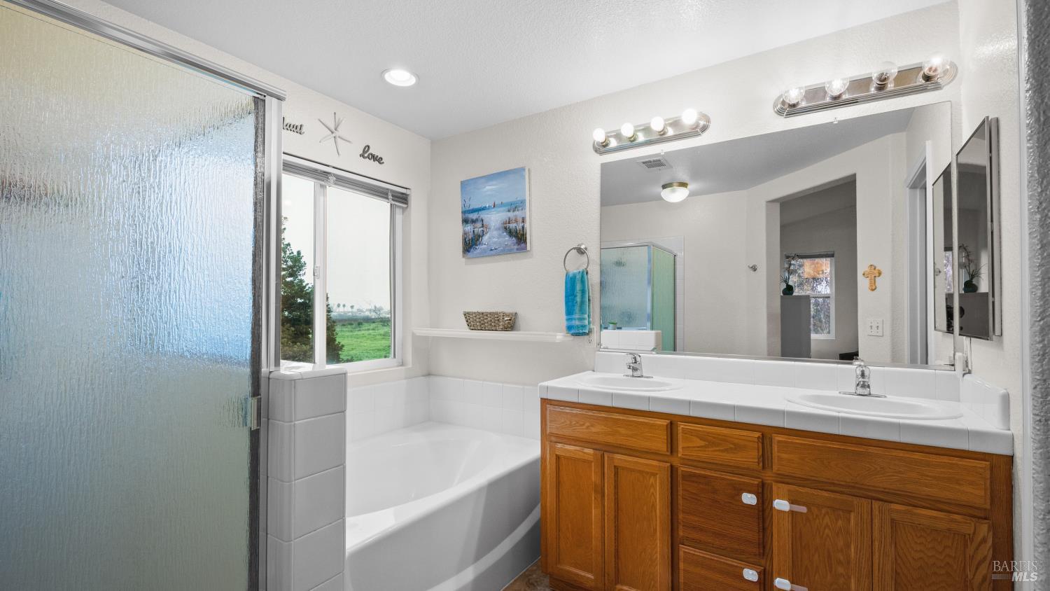 Detail Gallery Image 29 of 64 For 750 Harbor Park Dr, Suisun City,  CA 94585 - 3 Beds | 2/1 Baths