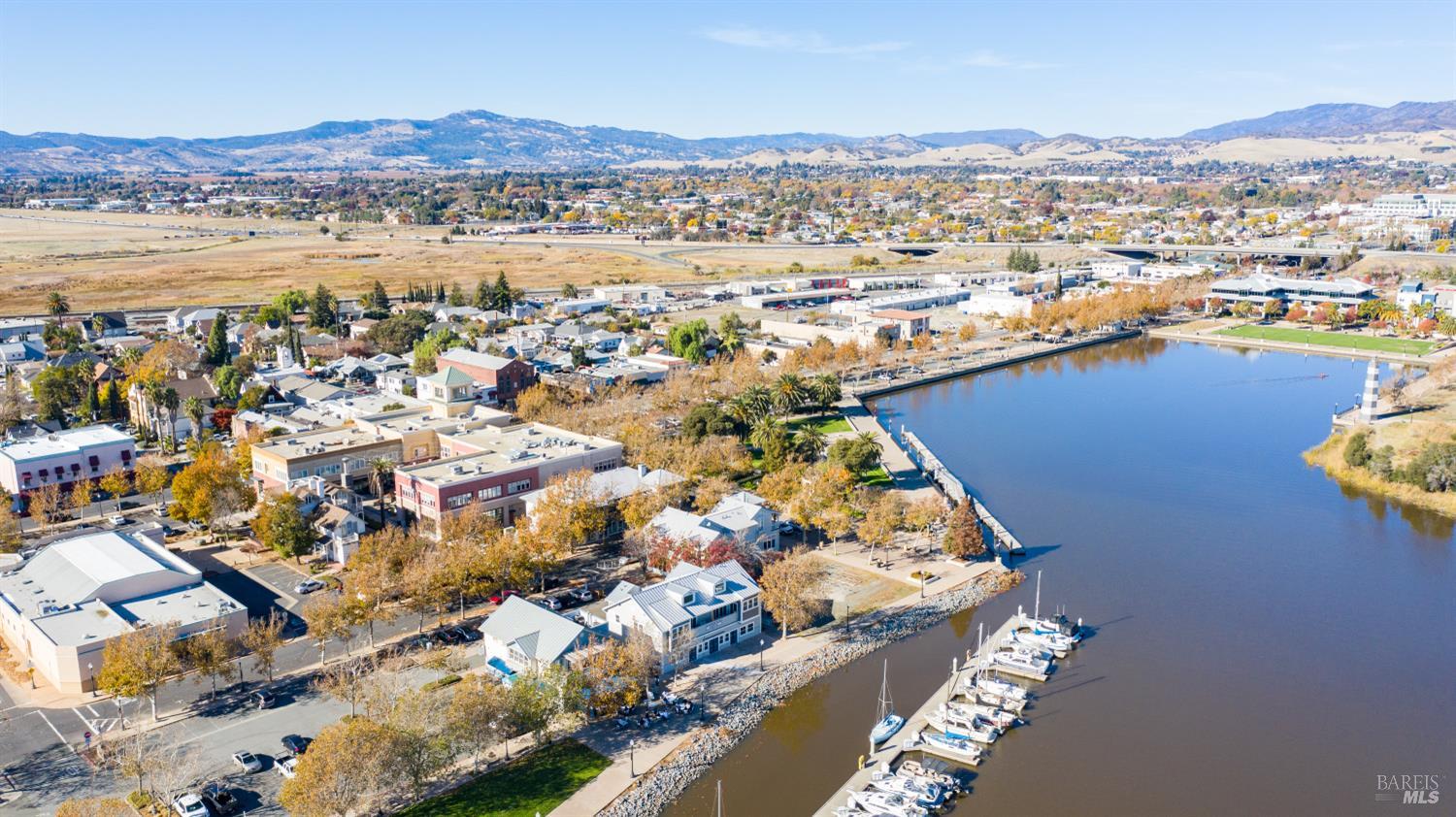 Detail Gallery Image 51 of 64 For 750 Harbor Park Dr, Suisun City,  CA 94585 - 3 Beds | 2/1 Baths