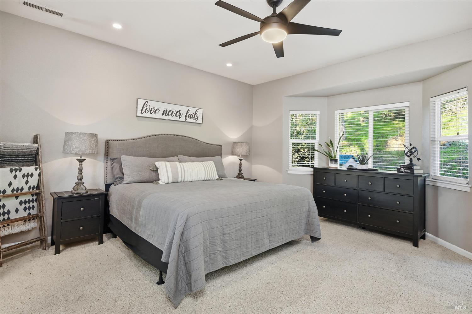 Detail Gallery Image 20 of 39 For 20158 Gold Flat Ct, Hidden Valley Lake,  CA 95467 - 4 Beds | 3 Baths