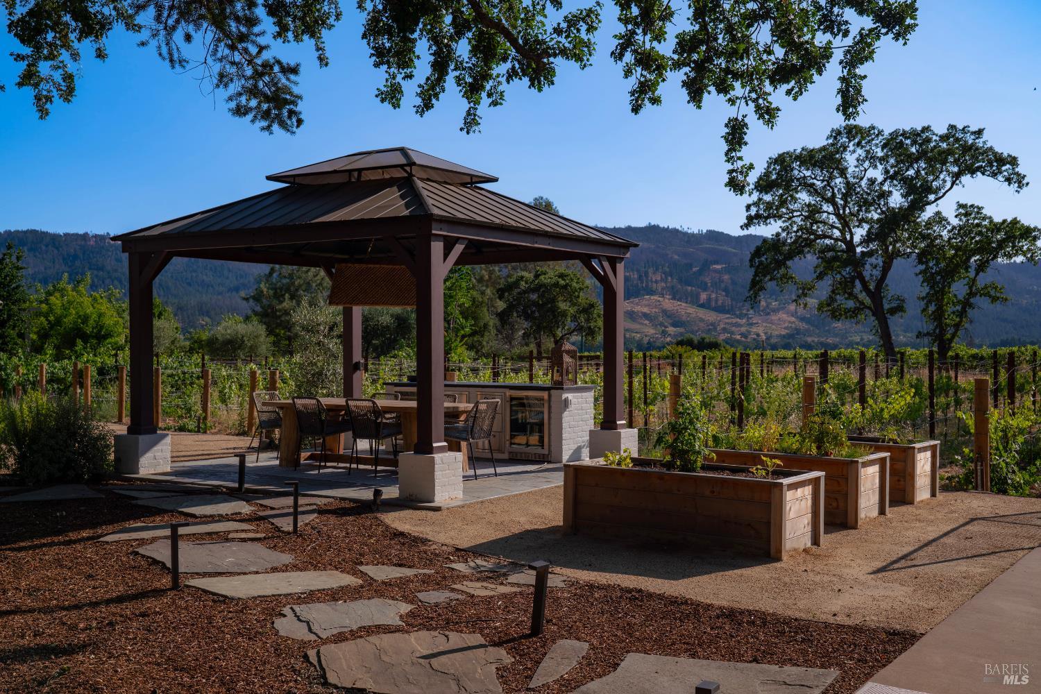 Detail Gallery Image 39 of 61 For 4189 Silverado Trl, Calistoga,  CA 94515 - 4 Beds | 5 Baths