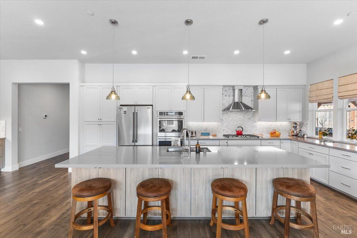 Detail Gallery Image 10 of 51 For 573 Misty Ct, Santa Rosa,  CA 95403 - 5 Beds | 3 Baths