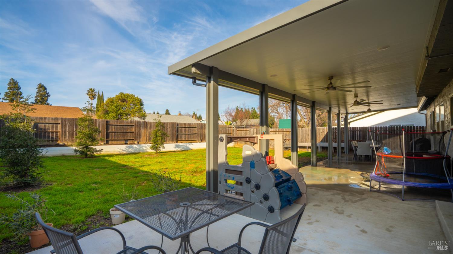 Detail Gallery Image 33 of 40 For 119 Mesa Ct, Vacaville,  CA 95687 - 4 Beds | 2/1 Baths