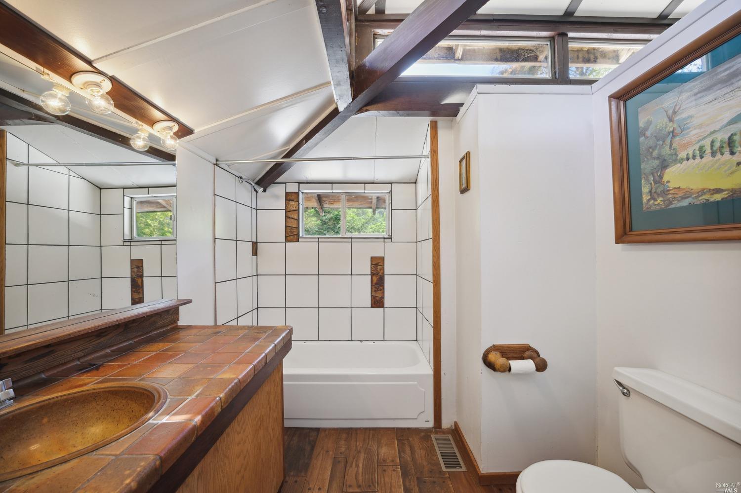 Detail Gallery Image 22 of 33 For 5953 Shoreline Hwy, Bolinas,  CA 94924 - 3 Beds | 1/1 Baths