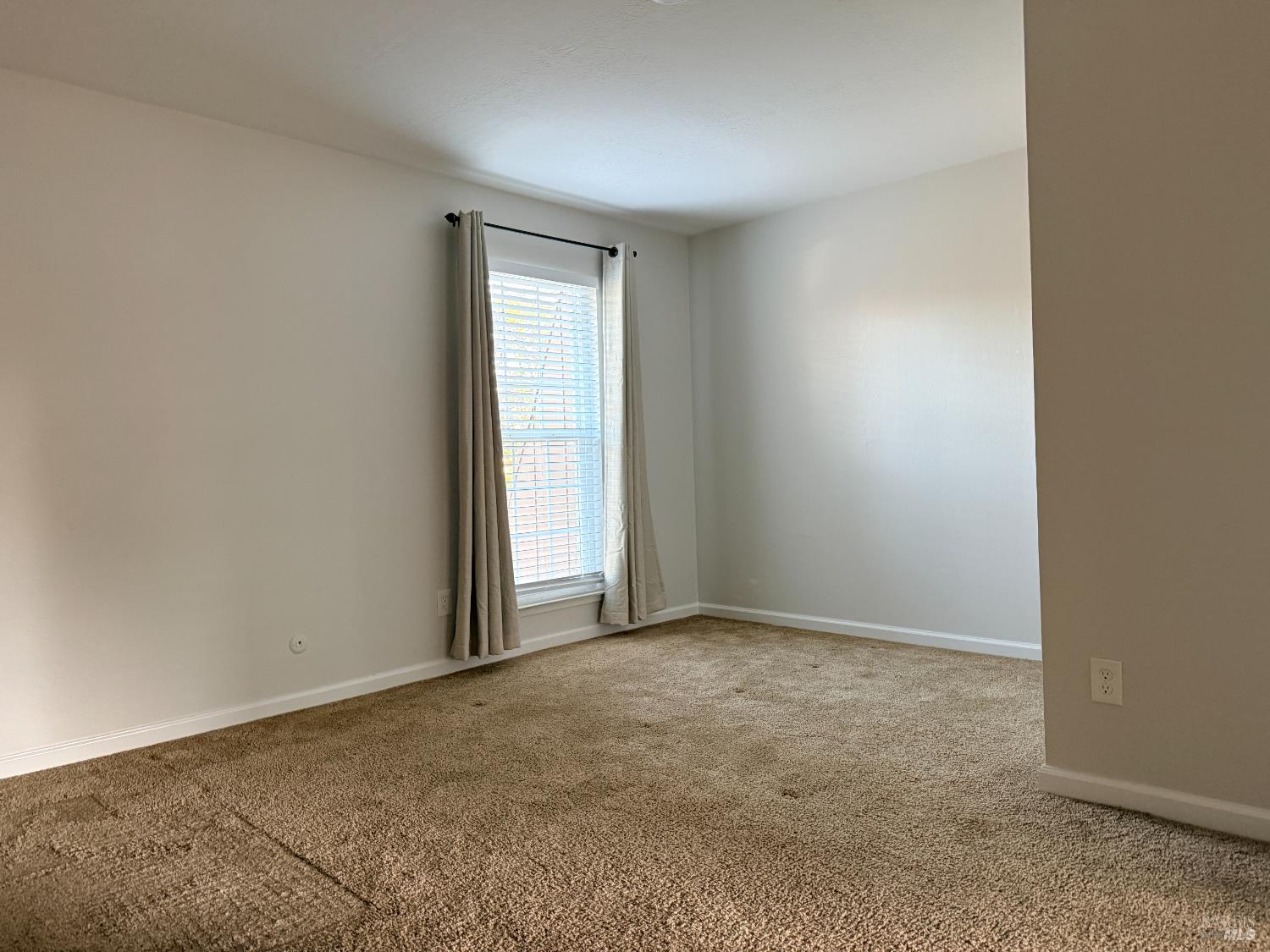 Detail Gallery Image 9 of 9 For 825 First St, Benicia,  CA 94510 - 1 Beds | 1 Baths