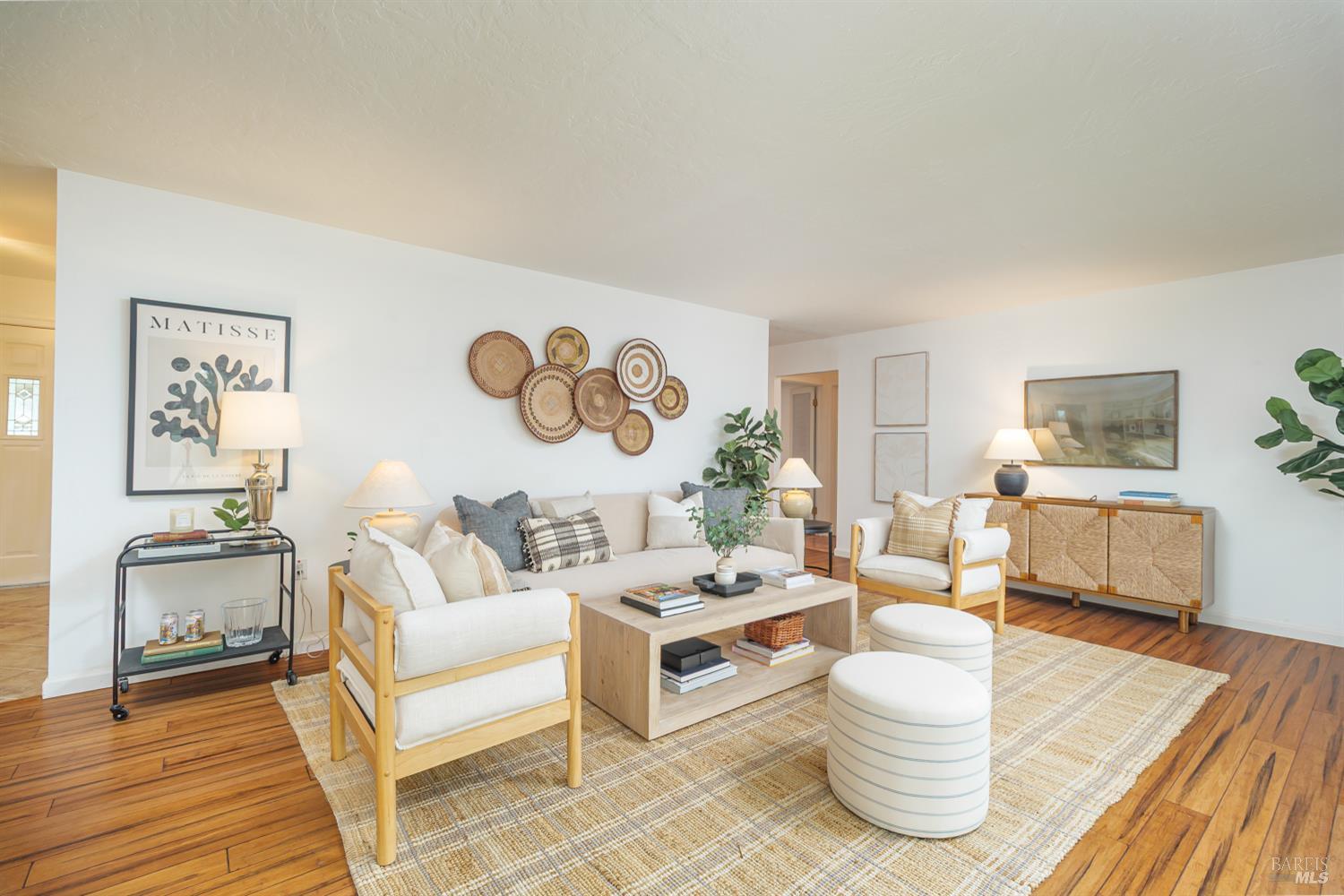 Detail Gallery Image 8 of 39 For 79 Temelec Cir, Sonoma,  CA 95476 - 3 Beds | 2 Baths