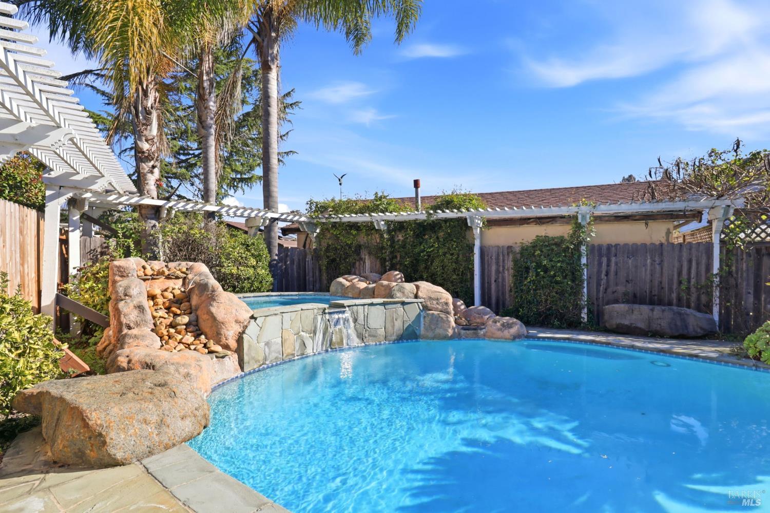 Detail Gallery Image 51 of 55 For 39 Erica Ct, Novato,  CA 94947 - 4 Beds | 3 Baths